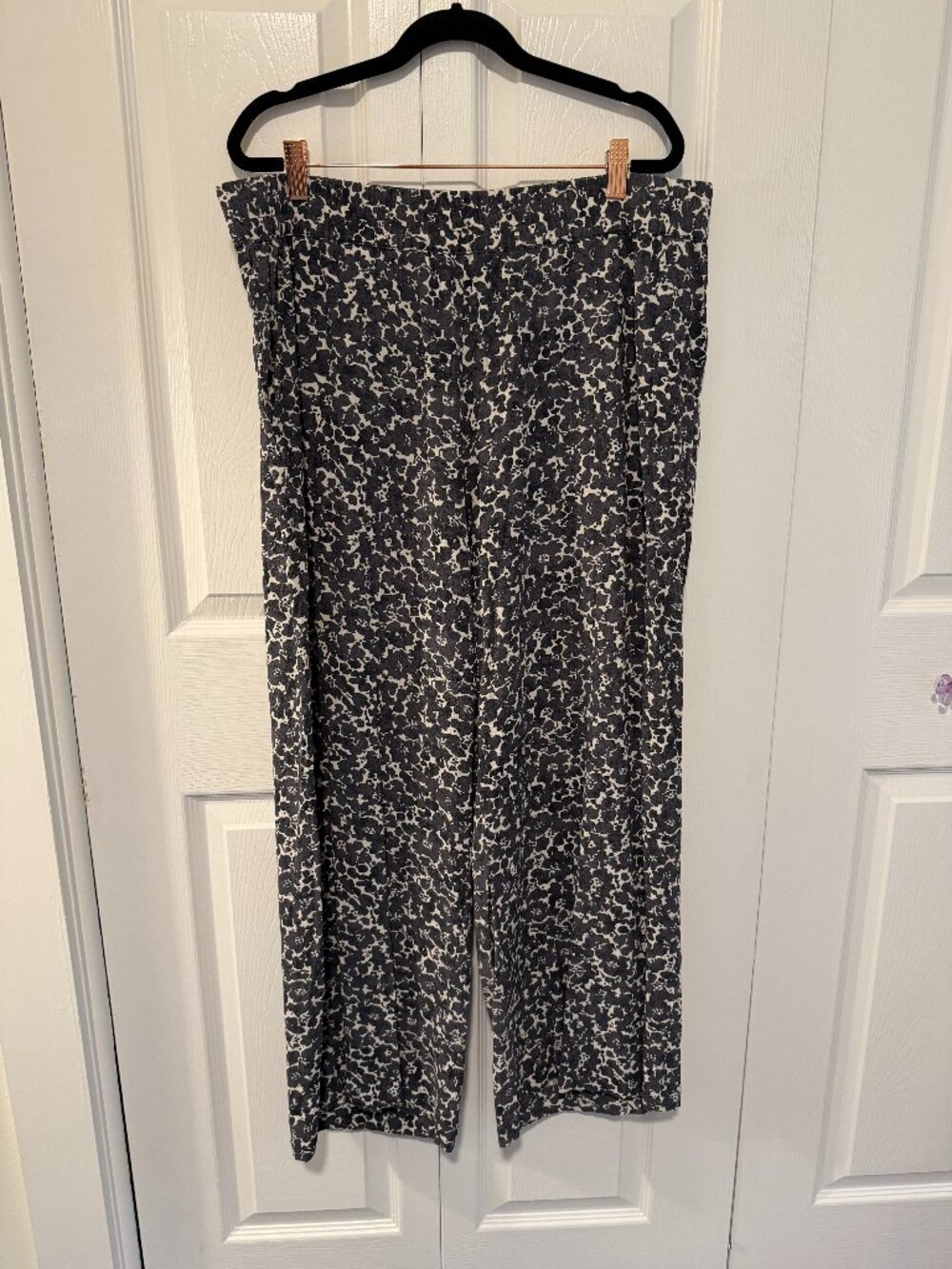 Marine Layer Allison Trouser Wide Leg TENCEL – Size XL – Black and White Floral